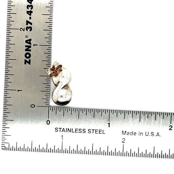 T&Co. 925 Pearl Earrings - Picture 8 of 9